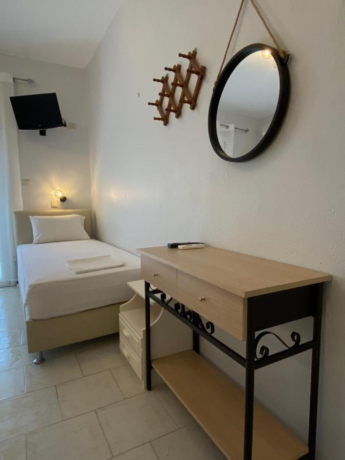 Rooms Chrysoula Nea Vrasna Exterior photo
